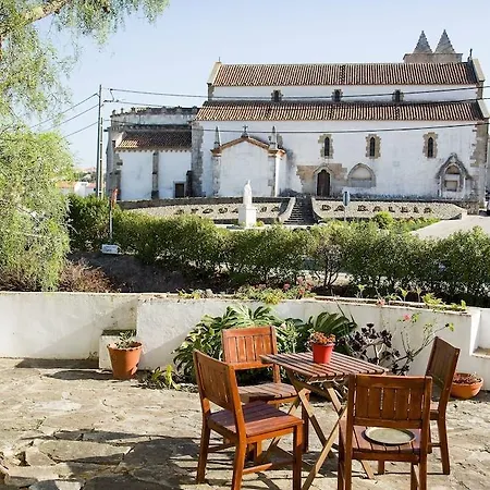Casa Do Castelo - Turismo De Habitacao Atouguia Da Baleia