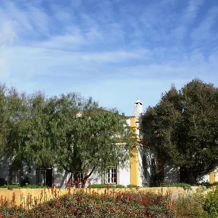 Casa Do Castelo - Turismo De Atouguia Da Baleia